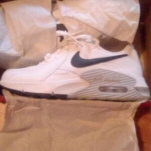 New in box Nike Air Max Size 10 Mens